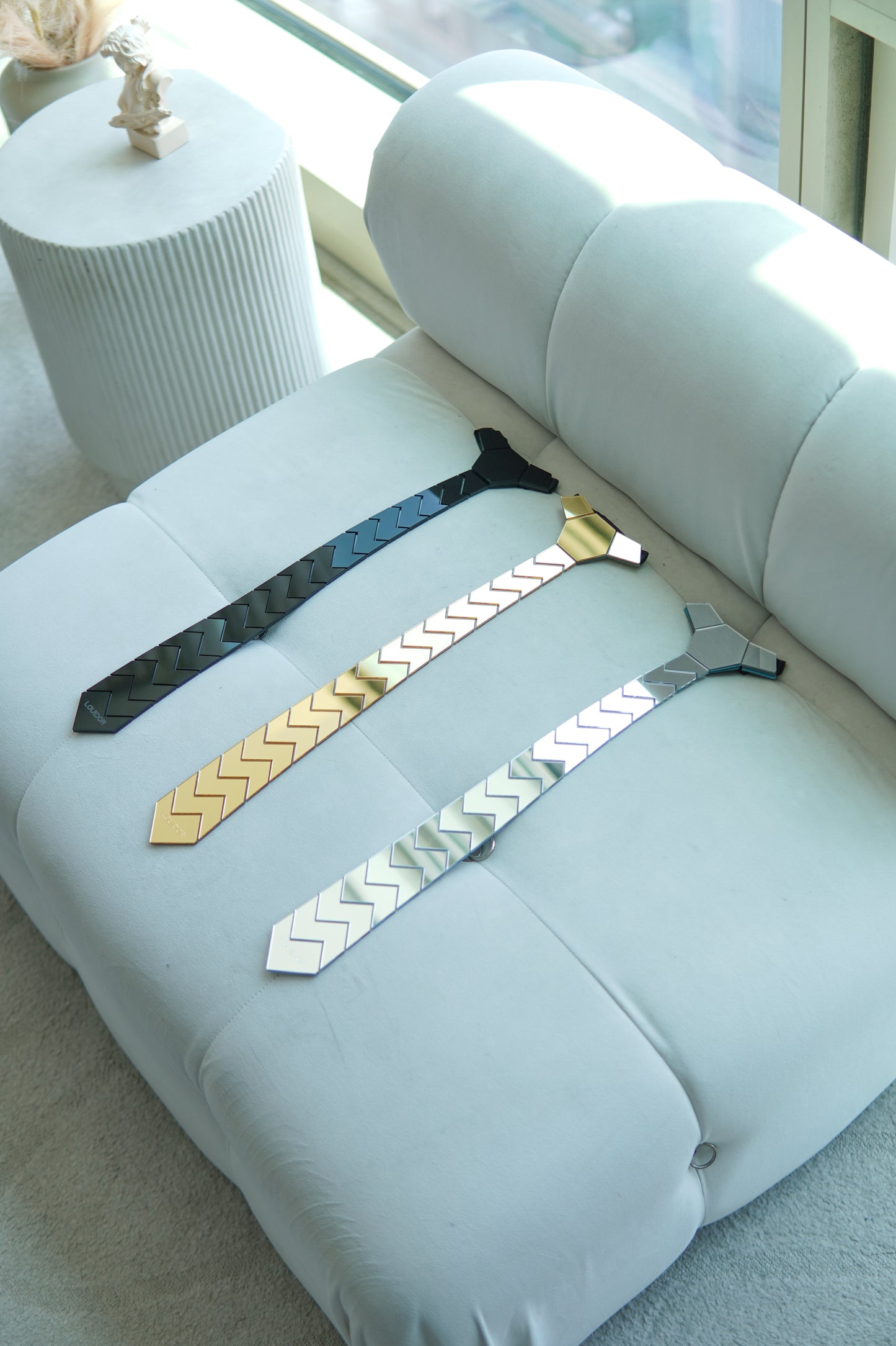 Aura Tie - Bolt