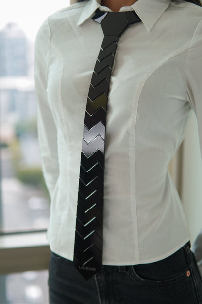 Aura Tie - Black Bolt