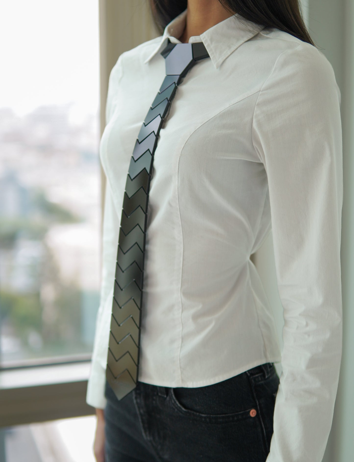 Aura Tie - Bolt